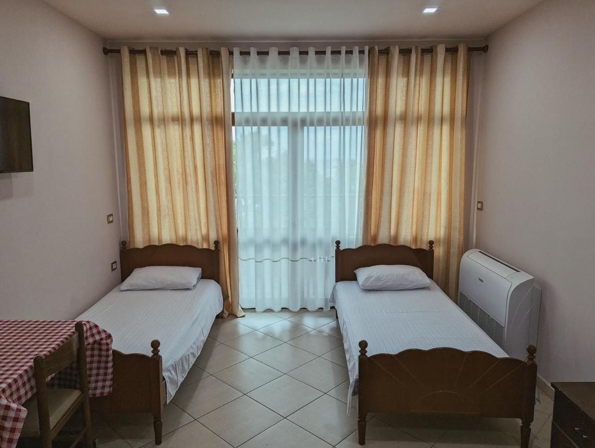 Vila Vadeha Pogradec Eksteriør bilde